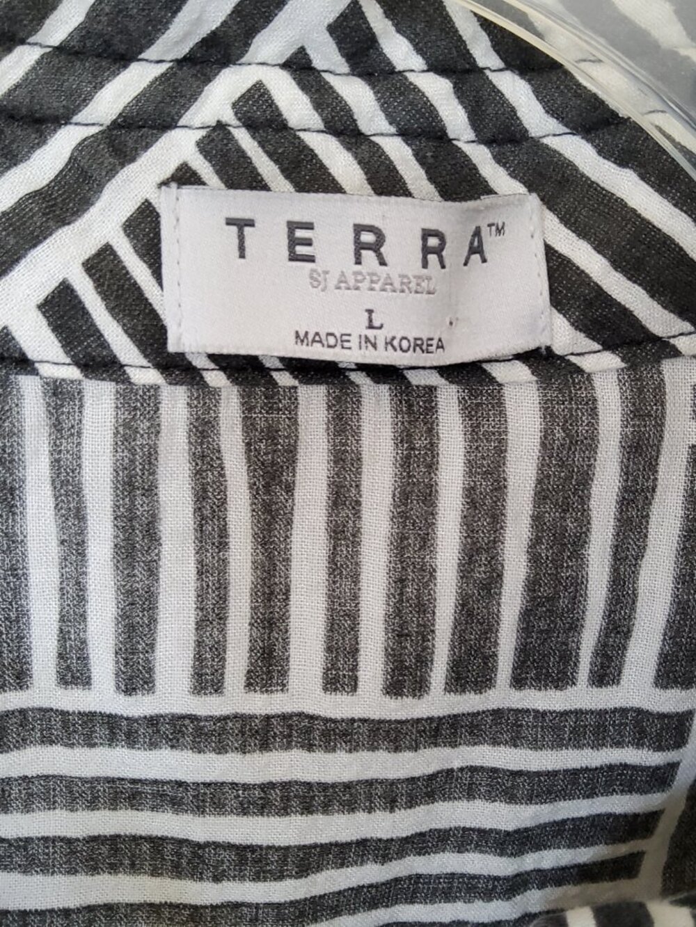 Terra Geometric pattern top size L - Picture 2 of 2